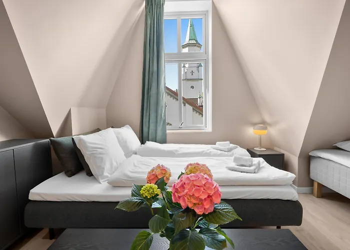 Bohemian - Self-service Hotel *