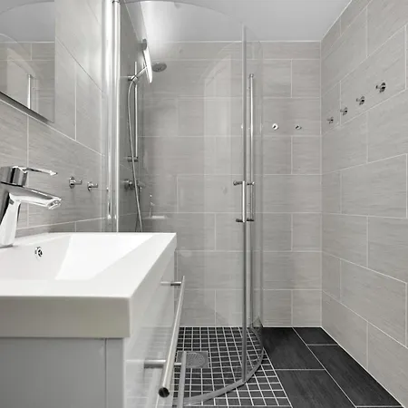 Bohemian - Self-service *