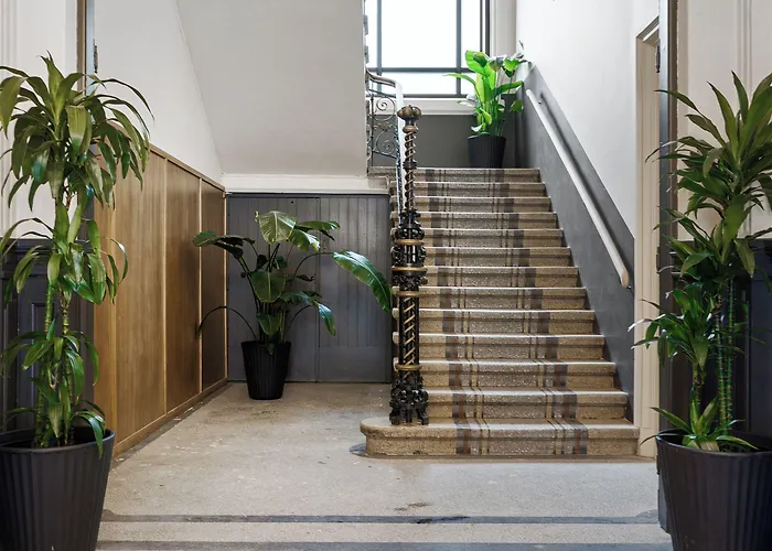 Bohemian - Self-service Hotel *