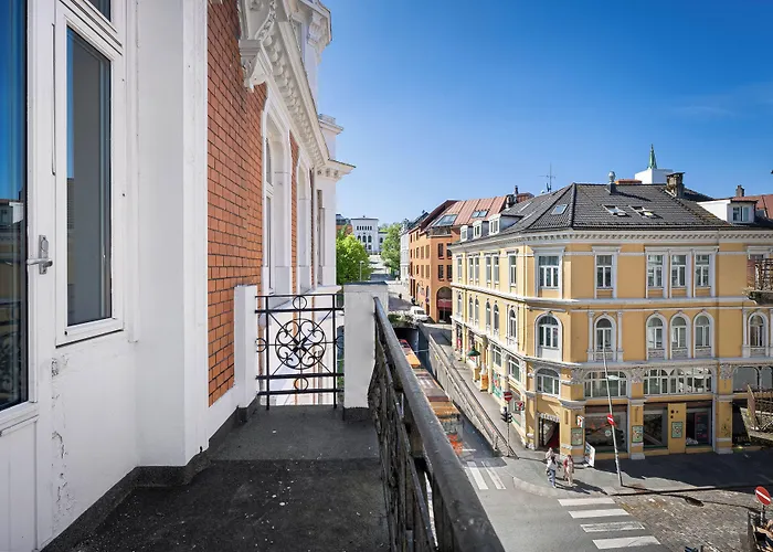 Bohemian - Self-service Hotel *